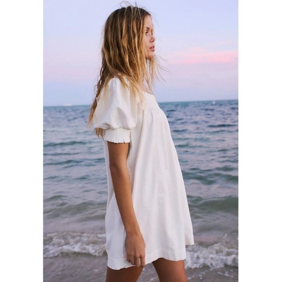 Free People Dresses & Skirts - Free People Mila Mini Dress Womens Large Ivory White NWT Smocked Puff Sleeve